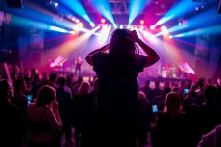Jak ubrać się na koncert, żeby wyglądać dobrze i nie myśleć co pięć minut o stroju